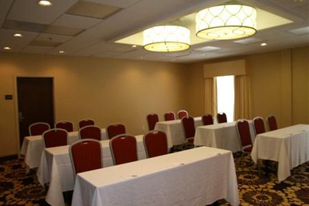 фото отеля Hampton Inn Richmond-Airport