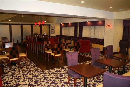 фото отеля Hampton Inn Richmond-Airport