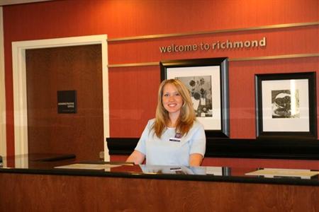 фото отеля Hampton Inn Richmond-Airport