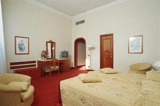 фото отеля Roma Hotel Florence