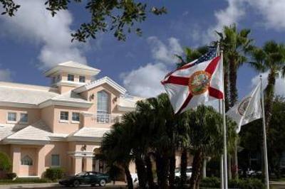 фото отеля Cypress Pointe Grande Villas Orlando Lake Buena Vista