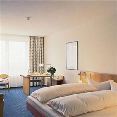 фото отеля Moevenpick Hotel Frankfurt-Oberursel