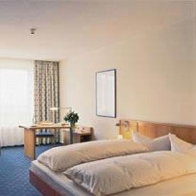 фото отеля Moevenpick Hotel Frankfurt-Oberursel