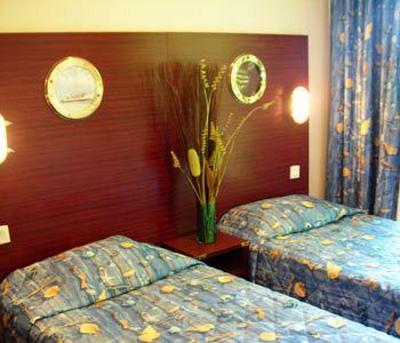 фото отеля Les Gens De Mer Hotel La Rochelle