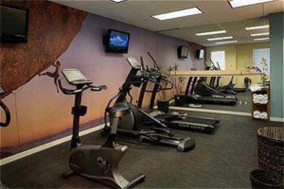фото отеля Ontario Grand Inn & Suites