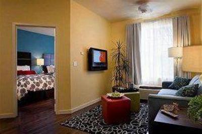 фото отеля Ontario Grand Inn & Suites