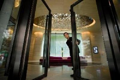 фото отеля Crowne Plaza Hotel Hong Kong Causeway Bay