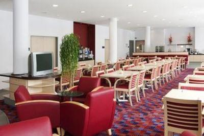 фото отеля Holiday Inn Express Muenchen Messe