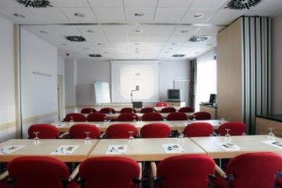 фото отеля Holiday Inn Express Muenchen Messe