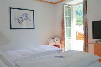 фото отеля Hotel Du Glacier Saas-Fee