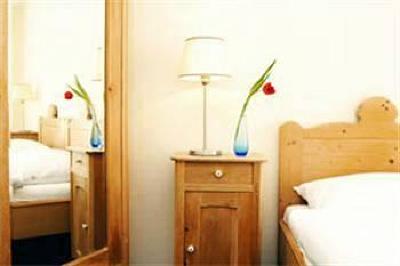 фото отеля Hotel Du Glacier Saas-Fee