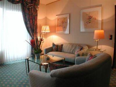 фото отеля Koenigshof Top Hotel