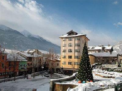 фото отеля Bijou Hotel Saint-Vincent (Italy)
