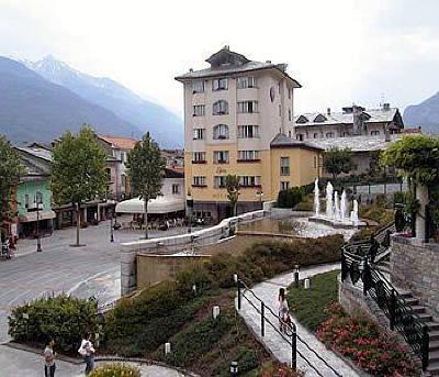 фото отеля Bijou Hotel Saint-Vincent (Italy)
