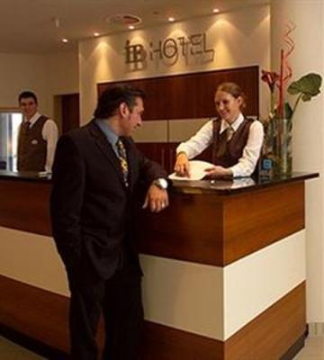 фото отеля BEST WESTERN Premier IB Hotel Friedberger Warte