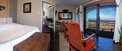 фото отеля Umnenge Lodge Gansbaai