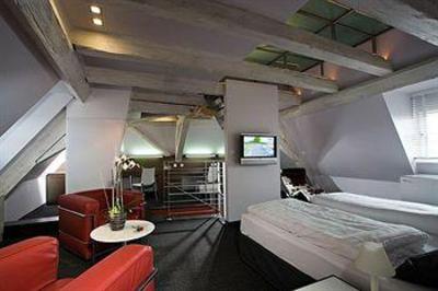 фото отеля Le Colombier Hotel Colmar