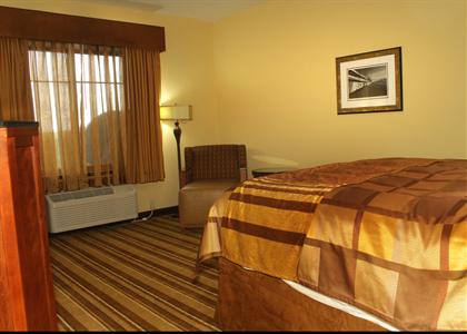 фото отеля BEST WESTERN KC Speedway Inn & Suites