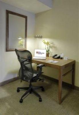 фото отеля Hilton Garden Inn Buffalo Airport
