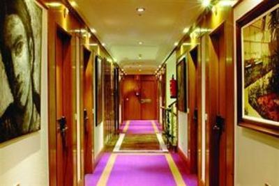 фото отеля Eurostars Araguaney