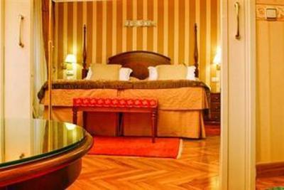 фото отеля Eurostars Araguaney