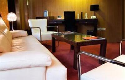 фото отеля Eurostars Araguaney