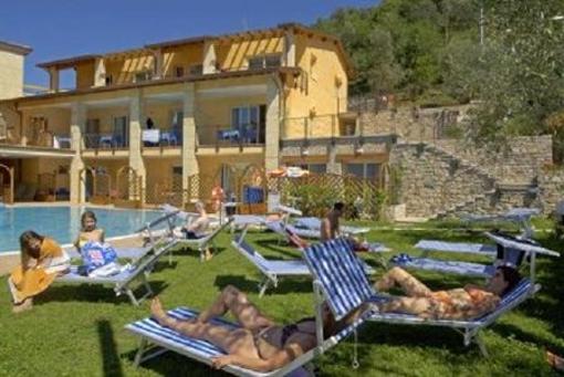 фото отеля Hotel Rosmari Brenzone