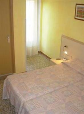 фото отеля Hotel Rosmari Brenzone