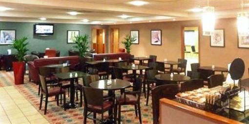 фото отеля Park Inn Doncaster
