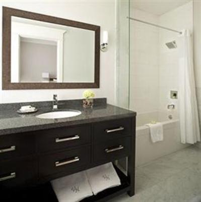 фото отеля Victorian Hotel Vancouver