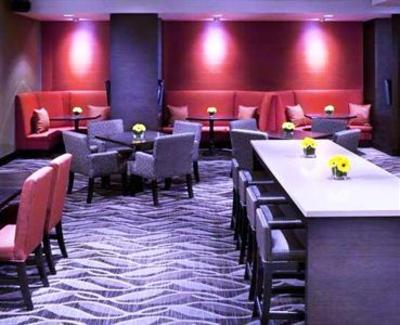 фото отеля Holiday Inn Hotel & Suites Vancouver Downtown