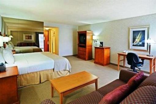 фото отеля Holiday Inn Hotel & Suites Vancouver Downtown