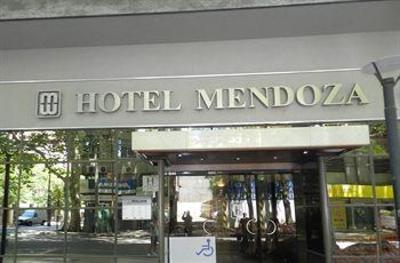 фото отеля Hotel Mendoza