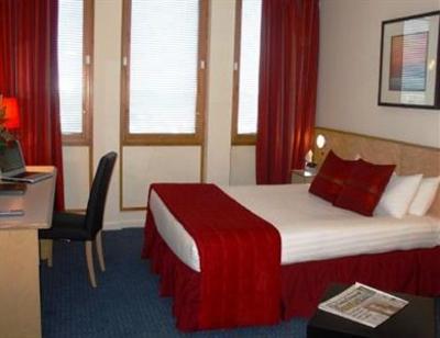 фото отеля St Giles Hotel Feltham Heathrow London