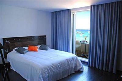 фото отеля L'Escale Cote Sud Hotel L'Ile-Rousse