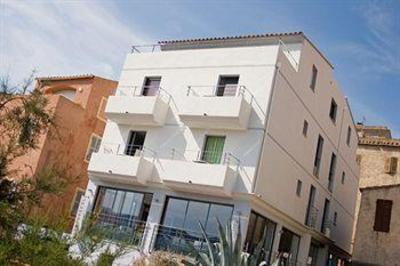 фото отеля L'Escale Cote Sud Hotel L'Ile-Rousse