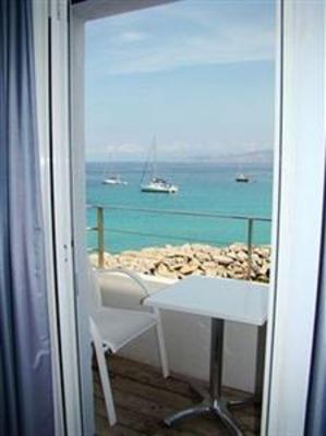 фото отеля L'Escale Cote Sud Hotel L'Ile-Rousse