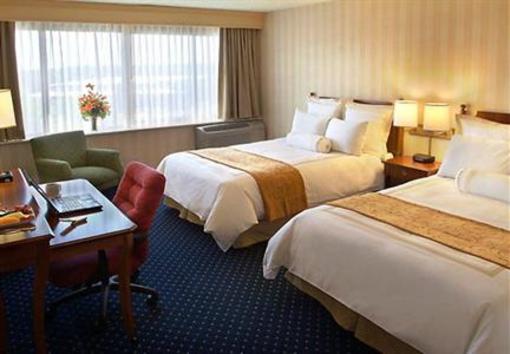фото отеля Boston Marriott Peabody