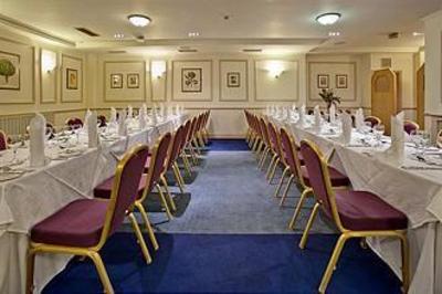 фото отеля Best Western Royal Hotel Saint Helier