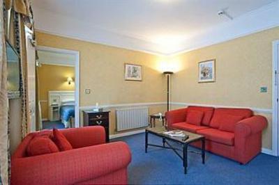 фото отеля Best Western Royal Hotel Saint Helier