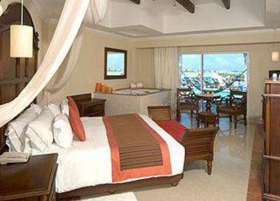 фото отеля The Royal Resort Playa del Carmen