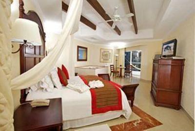 фото отеля The Royal Resort Playa del Carmen