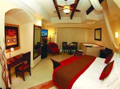 фото отеля The Royal Resort Playa del Carmen