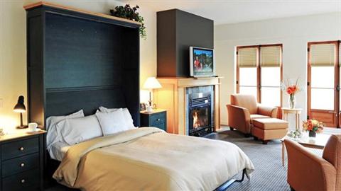 фото отеля Homewood Suites Mont-Tremblant