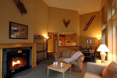 фото отеля Homewood Suites Mont-Tremblant