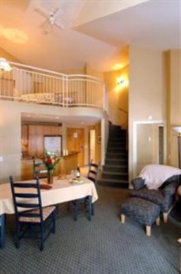 фото отеля Homewood Suites Mont-Tremblant