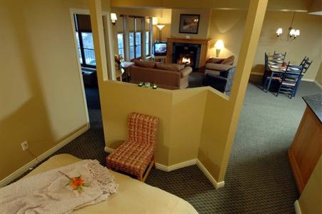 фото отеля Homewood Suites Mont-Tremblant