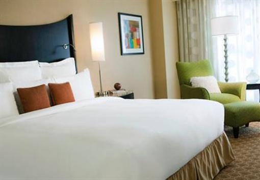 фото отеля Renaissance Raleigh North Hills