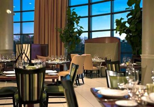 фото отеля Renaissance Raleigh North Hills
