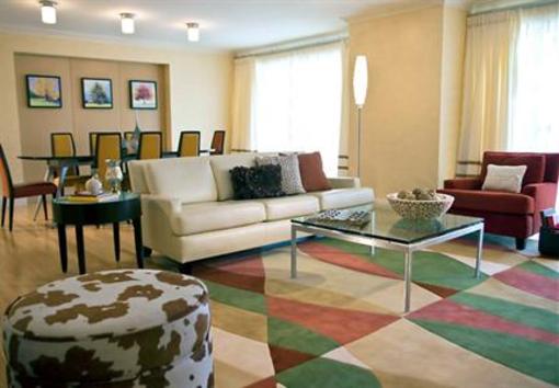 фото отеля Renaissance Raleigh North Hills
